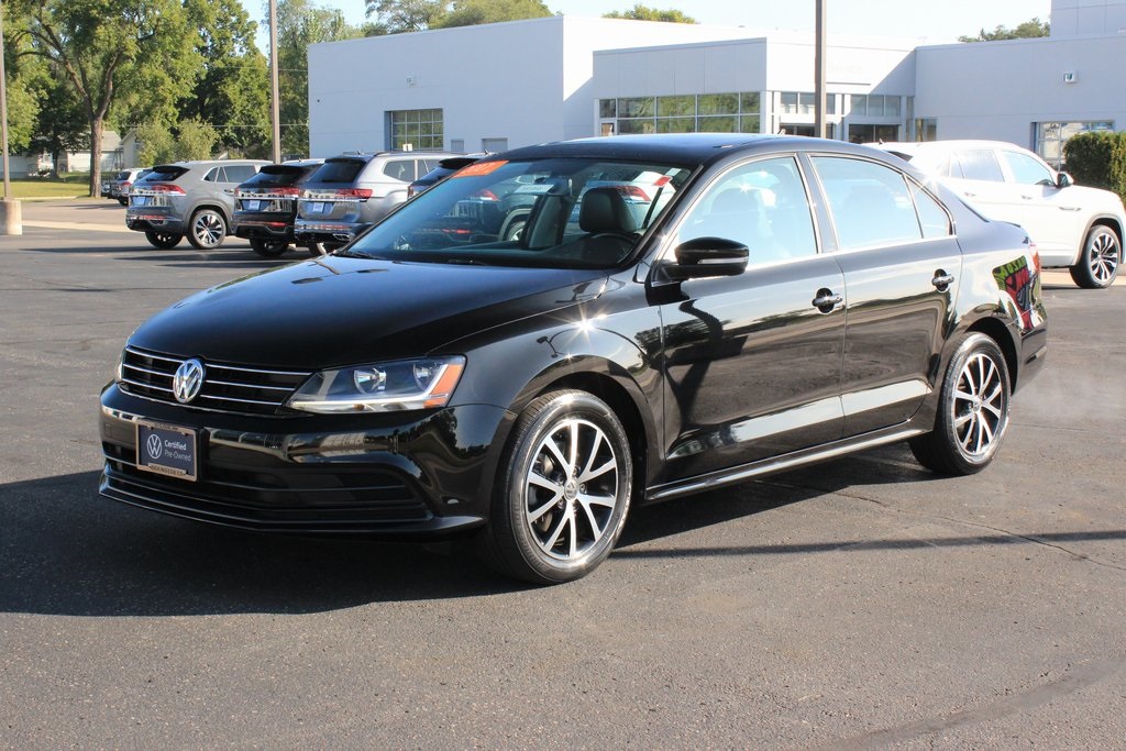 Certified Pre Owned 2017 Volkswagen Jetta 14t Se Fwd 4d Sedan 0505